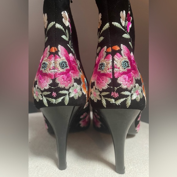 Beverly Feldman Suede Booties - Picture 1 of 10